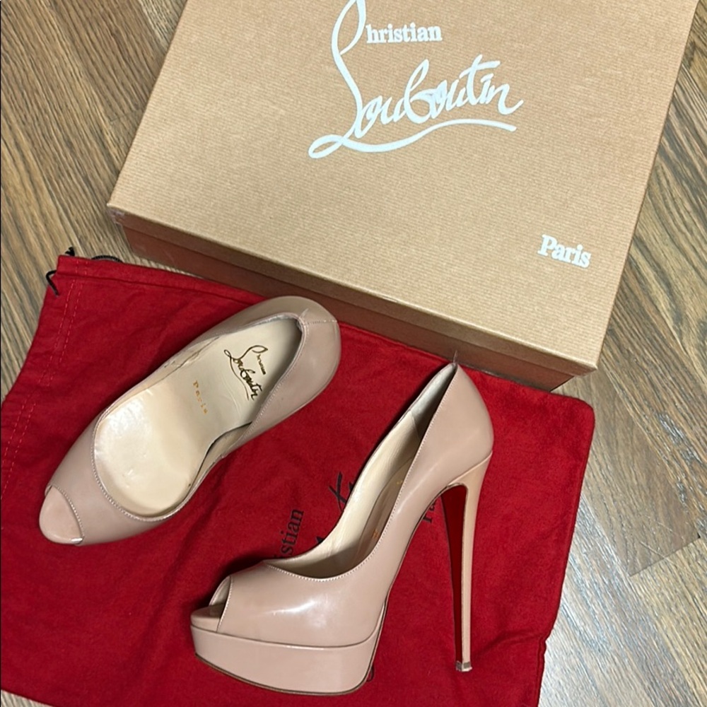 Louboutin lady peep heels